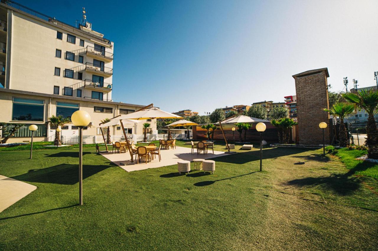Hotel Park E Mobil Home Соттомарина Экстерьер фото