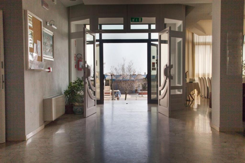 Hotel Park E Mobil Home Соттомарина Экстерьер фото